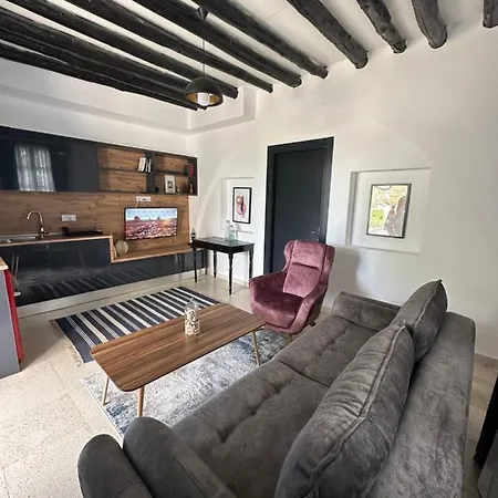 Guest house Konak Lapta House
