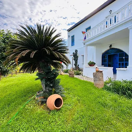 Konak Lapta House Guest house *
